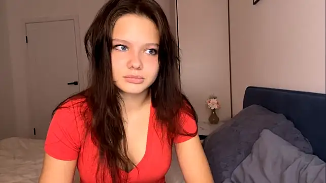 EmilyMercurial live cam on StripChat