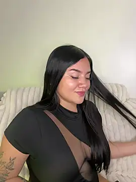 sara_novoa live cam on StripChat