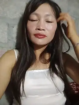 Buong-binh live cam on StripChat
