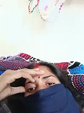 Poojaxx56 live cam on StripChat