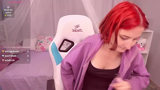 KiraDuvall live cam on StripChat