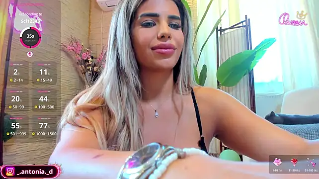 Bella_Posh live cam on StripChat