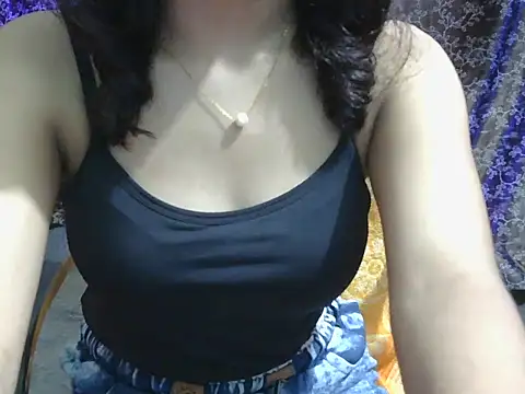 Adorable_Ayesha live cam on StripChat