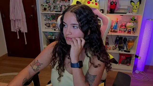 sweet_sully__ (F young) - FUCK BBC DILDO