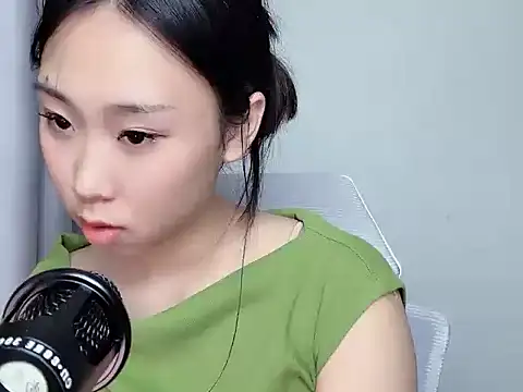 diudiu622 live cam on StripChat