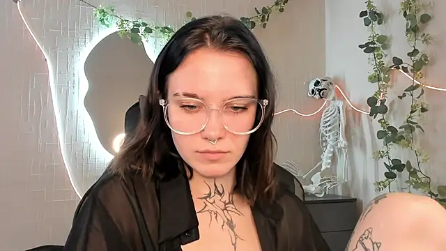 Elastikisss live cam on StripChat