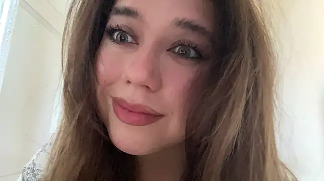 JaquelynObando live cam on StripChat
