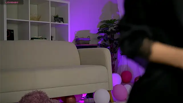 CataleyaKirk live cam on StripChat