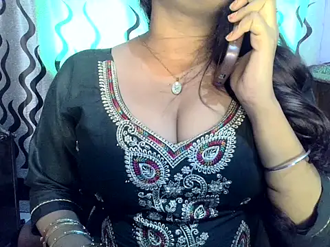 Miss_beautygirl live cam on StripChat