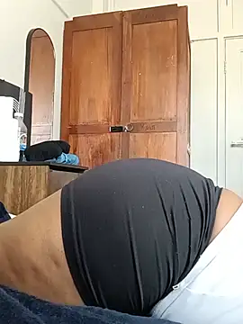 AcetousAbb live cam on StripChat