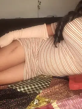 Sexybhbhi live cam on StripChat