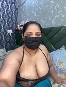 BarbieJasmine live cam on StripChat