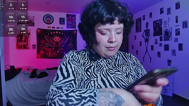 Sabrina_scarlett live cam on StripChat