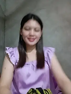 meg_06 live cam on StripChat