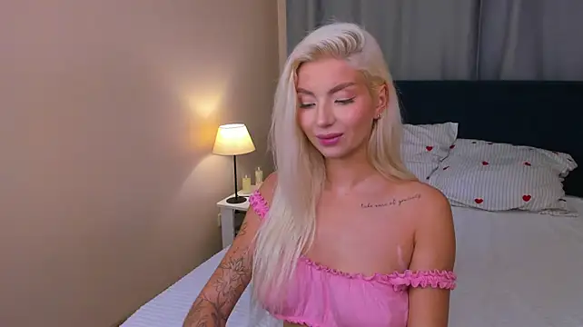 BellaMurre live cam on StripChat