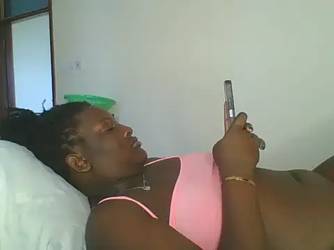 Pinkyclit38 live cam on StripChat