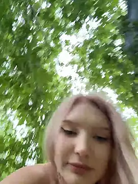 AmmyInPublic