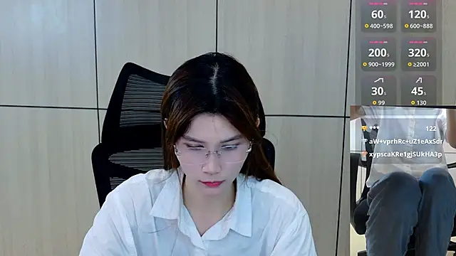 zhen-68 live sex cam