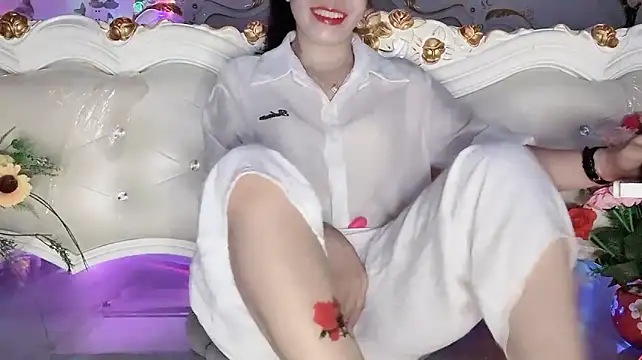 __Joy69__ live cam on StripChat