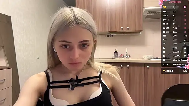 AidaGloshen live cam on StripChat