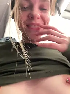 ValenciaShock live cam on StripChat