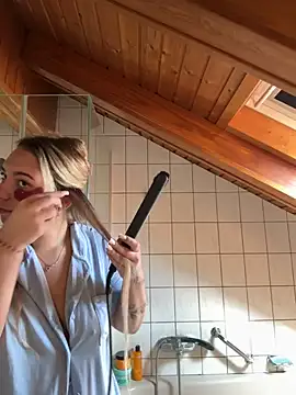 naomi-klein (F teen) - ❤️💮Suck Finger Nasty💮❤️