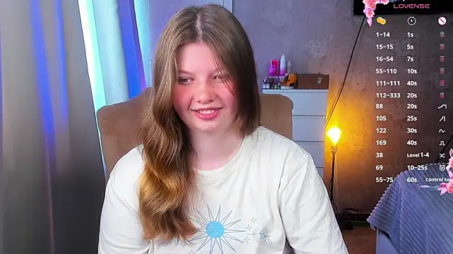 Vivian_cutie live cam on StripChat