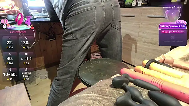 misteryman1956 live cam on StripChat