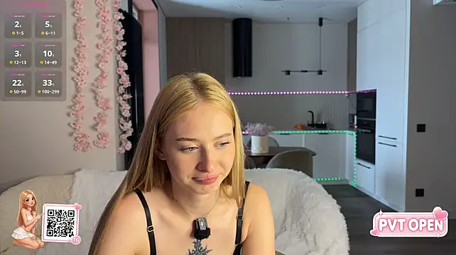 BlondieBoom