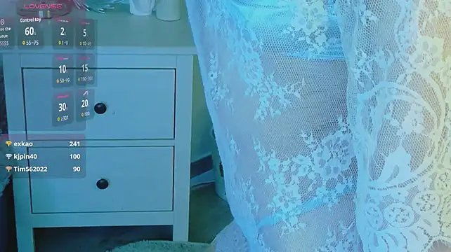 GentleMusee live cam on StripChat