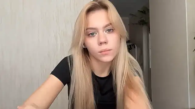 Glamorforyou live cam on StripChat