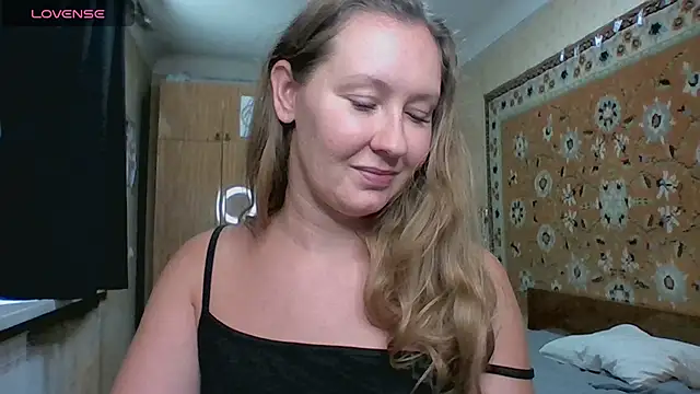 AnnaXLovers live cam on StripChat