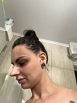 wwwdddccc1 live cam on StripChat