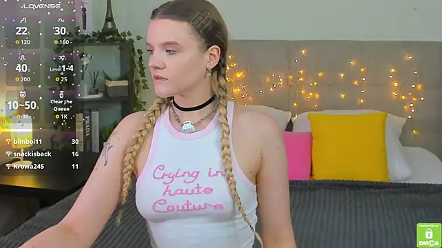 Emma_peach live cam on StripChat