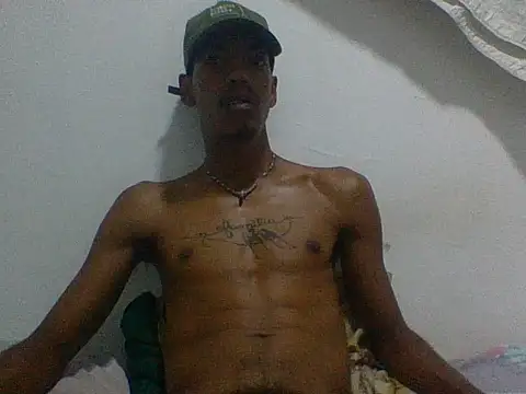 AlbertBigCock live cam on StripChat