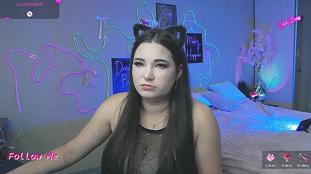 Lillianhot68 live cam on StripChat