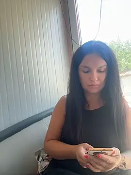 MeganBlueq live cam on StripChat