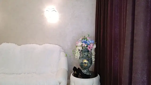 Amanda_Grasy live cam on StripChat