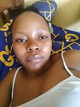 Shawriee live cam on StripChat