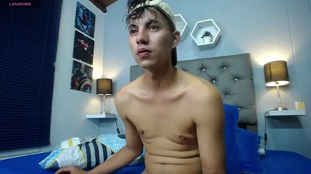 xxx_thesupercum_ live cam on StripChat