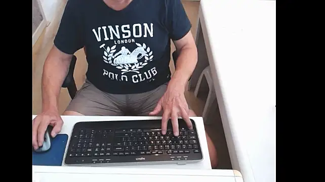 dutchpornking live cam on StripChat