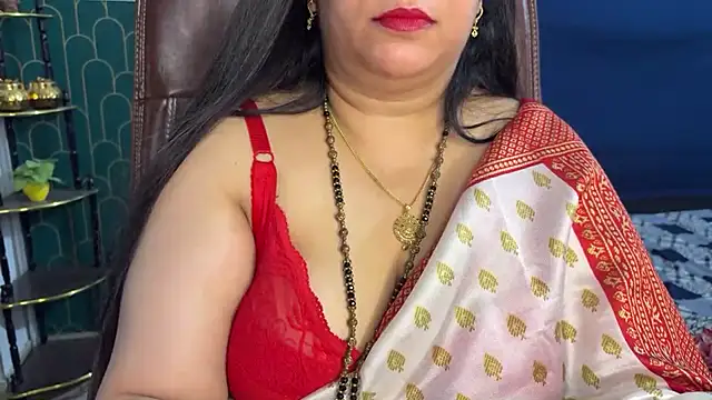 FlatVincy4 live cam on StripChat