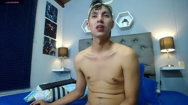 xxx_thesupercum_ live cam on StripChat