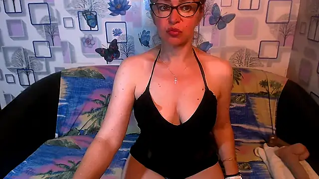 milfsexy live cam on StripChat