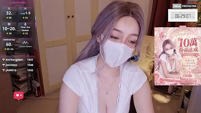 nayomi_34f