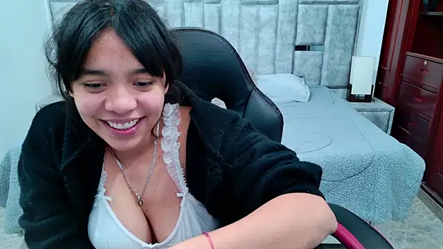 laureentt_ 📦 free cam