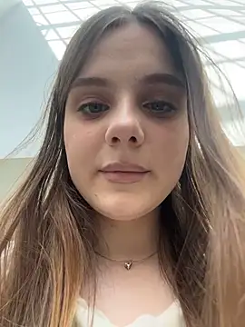 lunabelle_ (F young) - FULL NAKED ON PUBLIC OMGGG