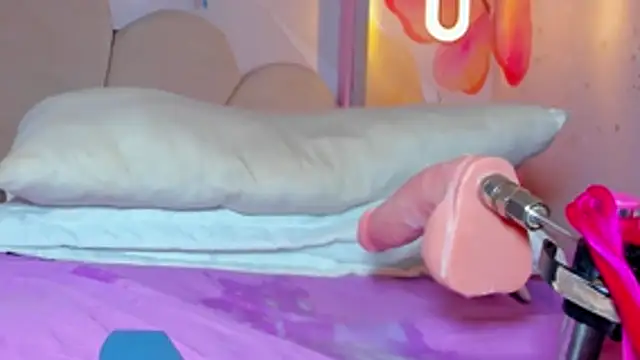 sweetiepeach_'s live cam