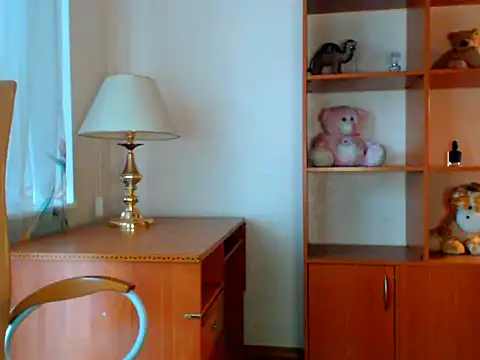 Tanya6547 live cam on StripChat