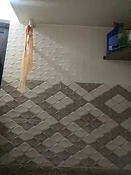 your_secret_guy (M twink) - Cum show in shower